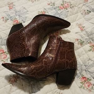 Coconuts by Matisse Snake skin booties
